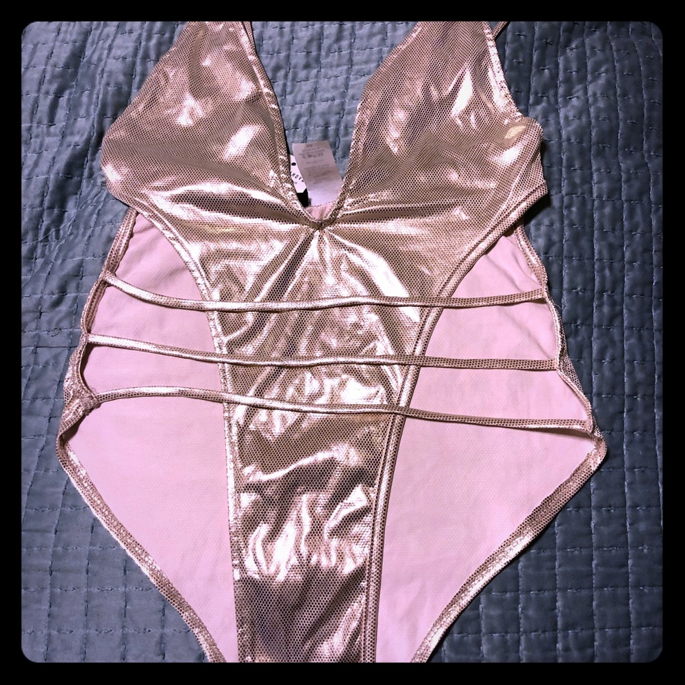 Bodysuit rave